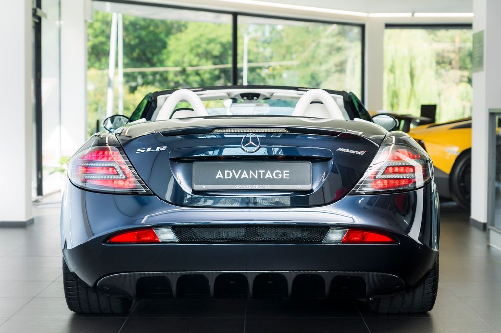 Mercedes-Benz SLR