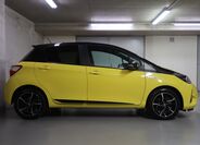 Toyota Yaris 4