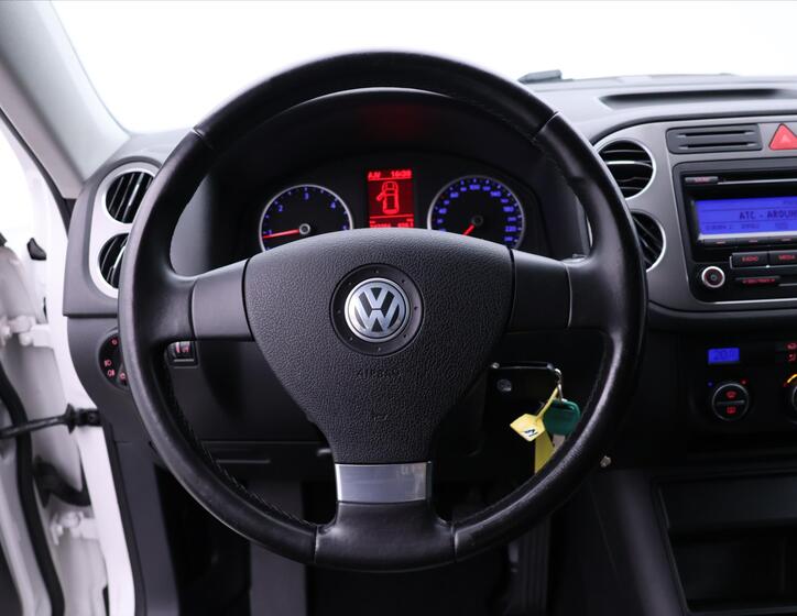Volkswagen Tiguan 19