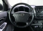 Toyota Hilux 14