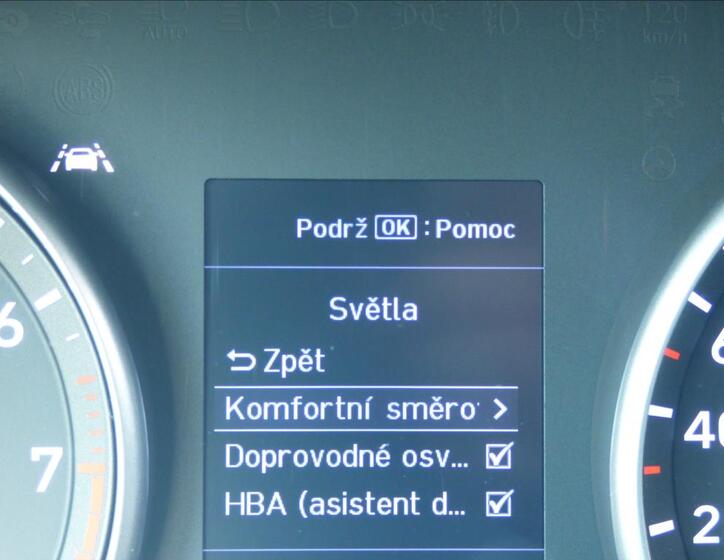 Hyundai i30 27