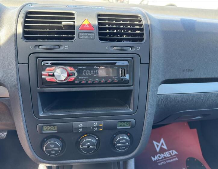 Volkswagen Golf 19