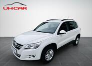 Volkswagen Tiguan 1