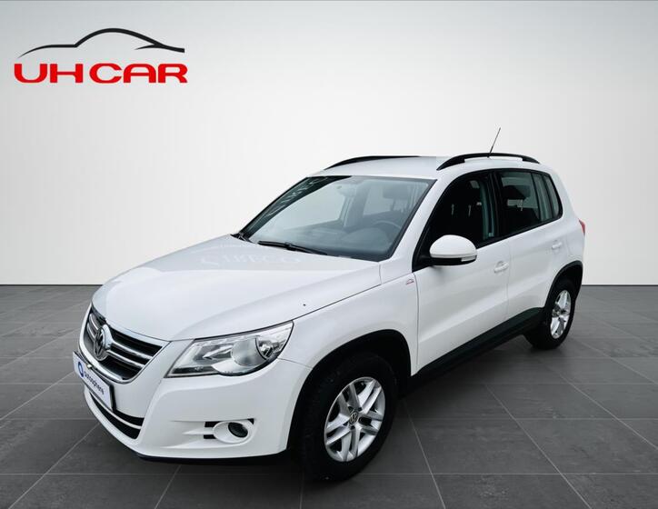 Volkswagen Tiguan 1