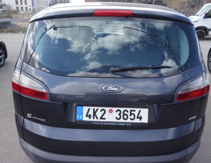 Ford S-MAX 6