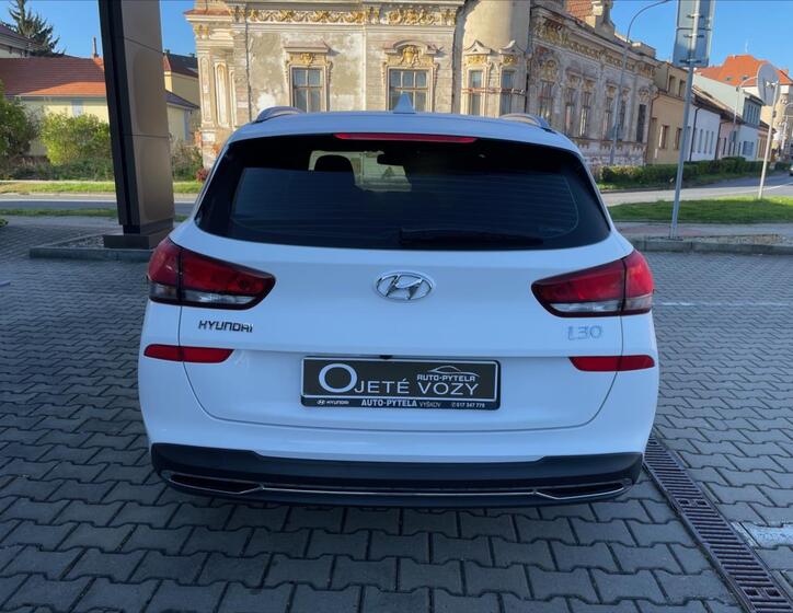 Hyundai i30 5