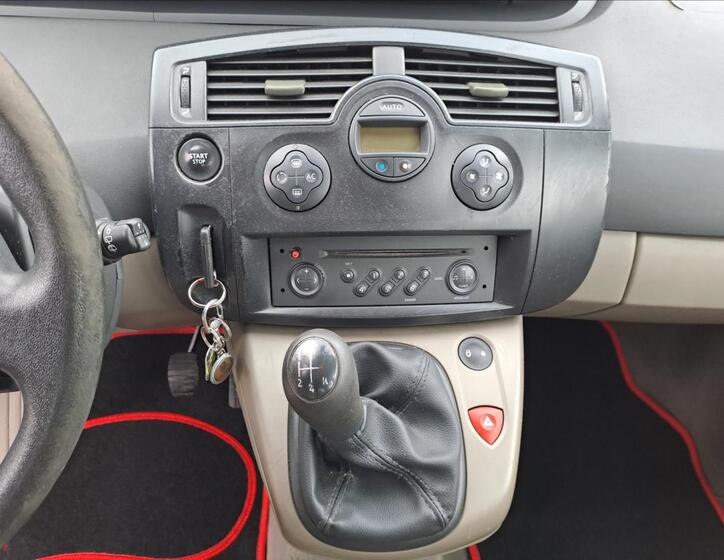 Renault Grand Scénic 12