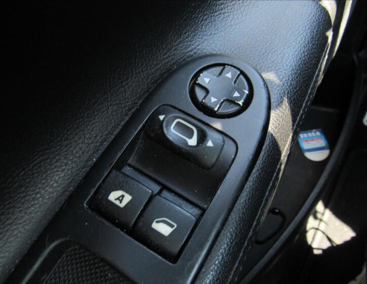 Peugeot 207 20