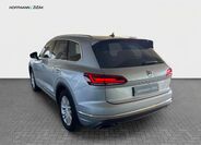 Volkswagen Touareg 7