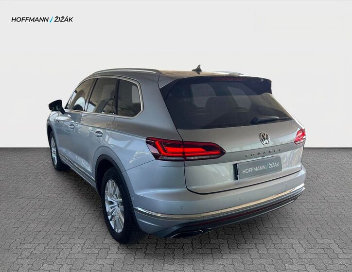 Volkswagen Touareg 7
