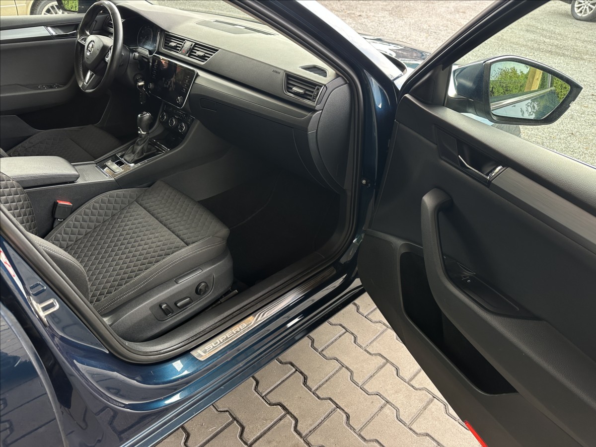 Škoda Superb