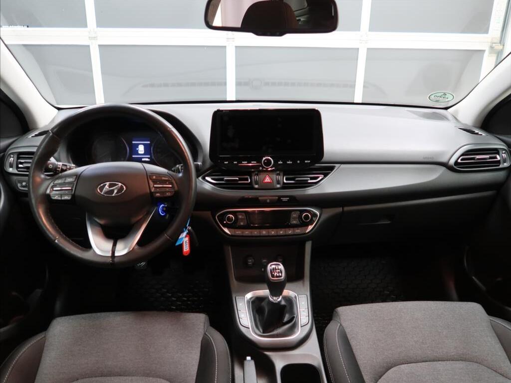 Hyundai i30 12