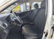 Hyundai i10 13