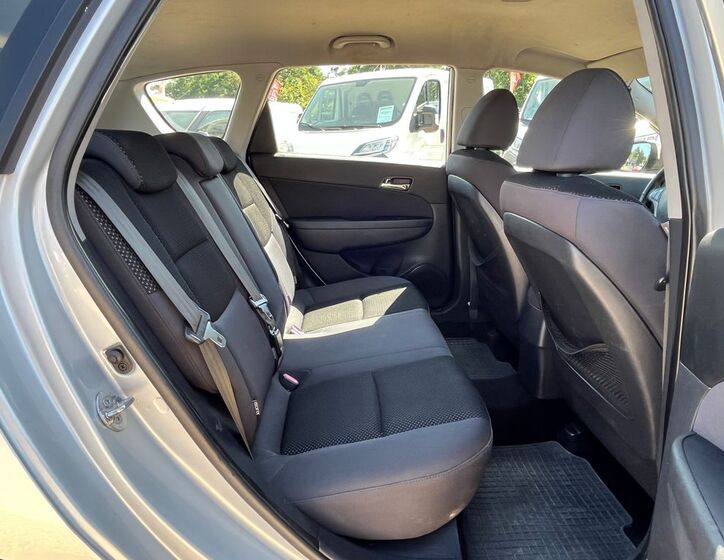 Hyundai i30 19