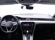 Volkswagen Passat 25