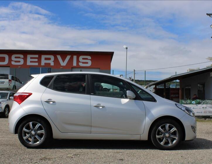Hyundai ix20 4