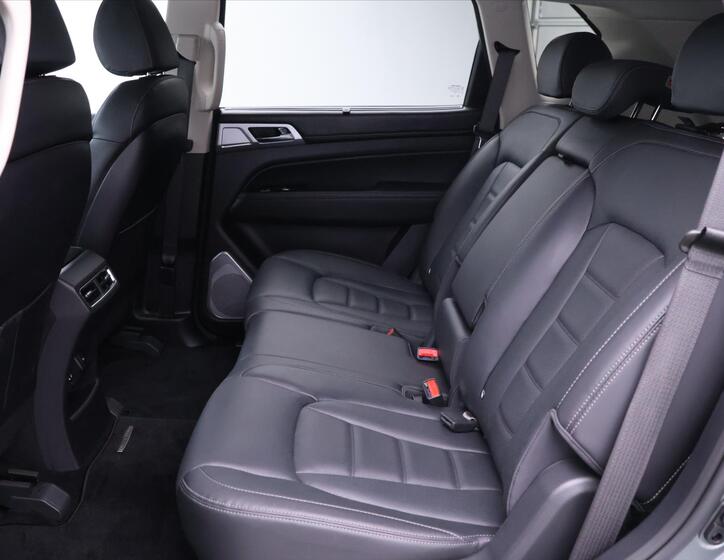 SsangYong Rexton 17