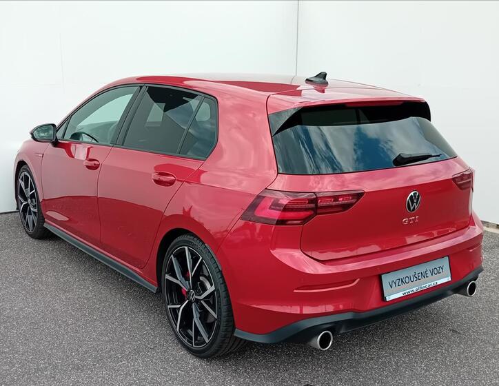 Volkswagen Golf 8