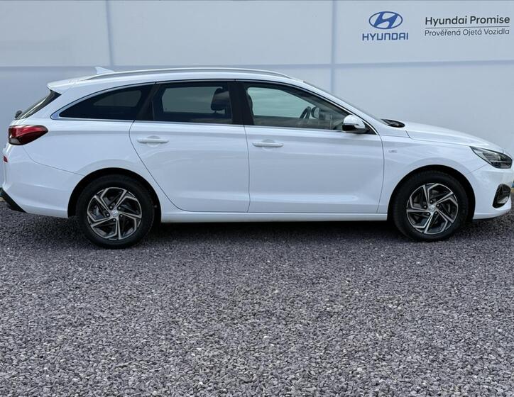 Hyundai i30 22