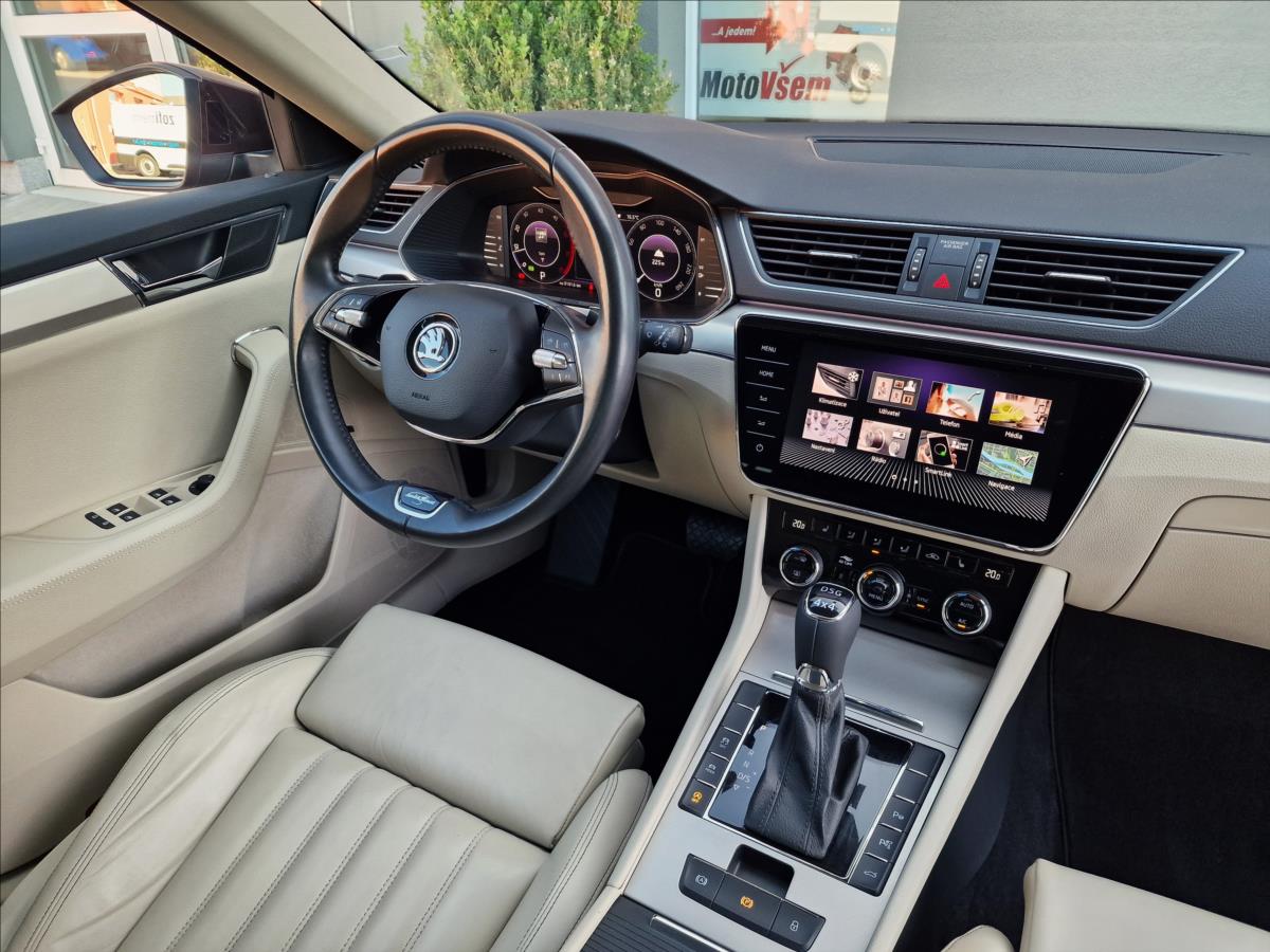 Škoda Superb