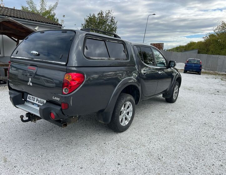 Mitsubishi L200 14