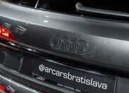 Audi Q7 22