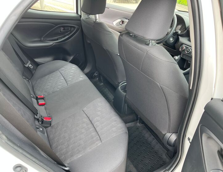 Toyota Yaris 18