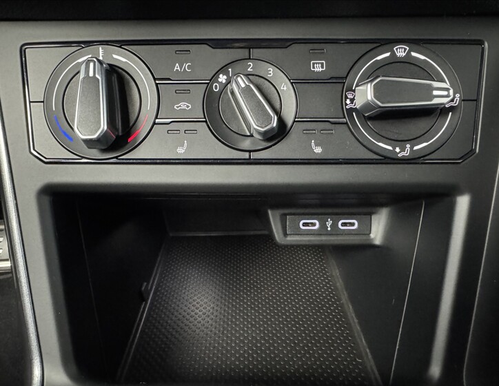 Volkswagen Polo 38