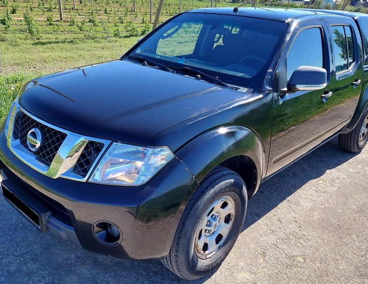 Nissan Navara 4