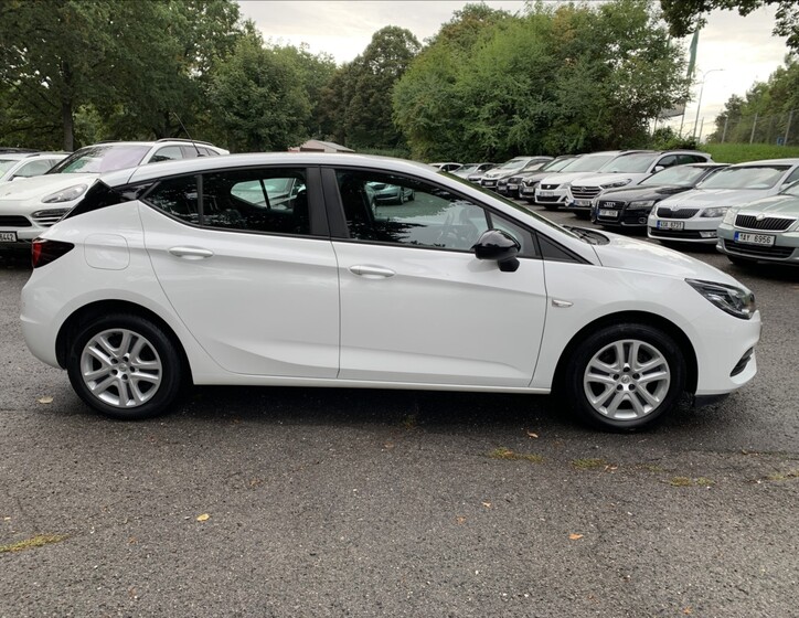 Opel Astra 4