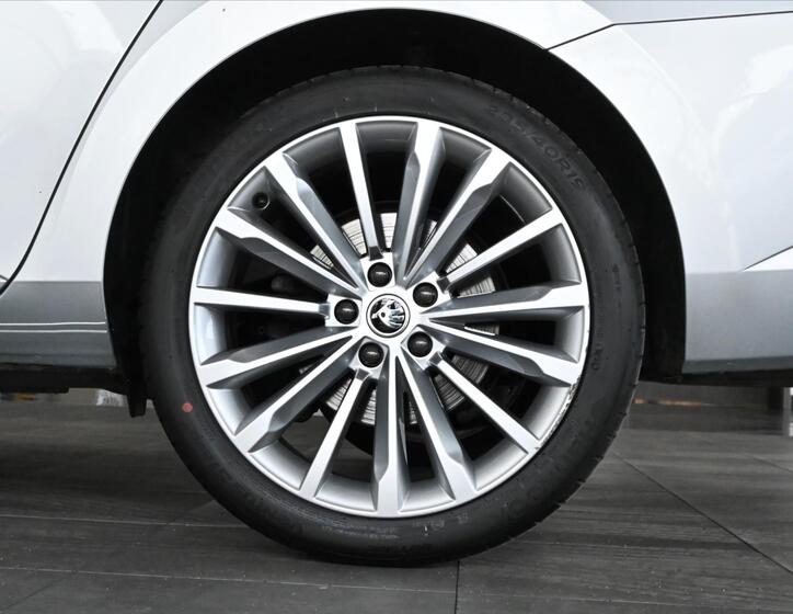 Škoda Superb 35