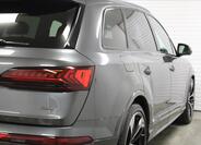 Audi Q7 55