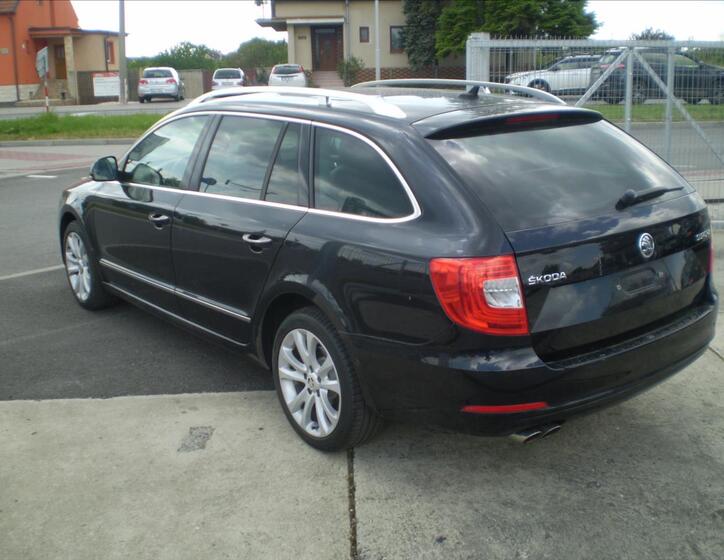 Škoda Superb 4