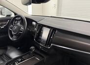 Volvo V90 11