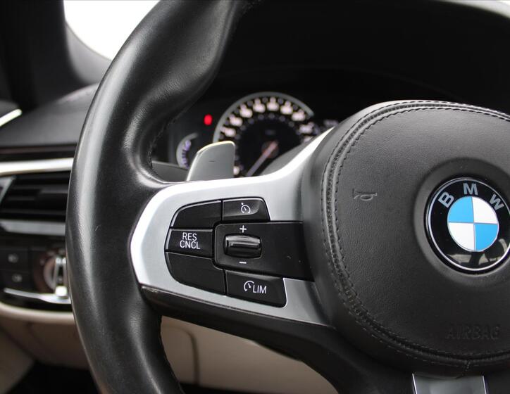 BMW Řada 5 16