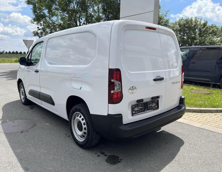 Toyota ProAce City 3