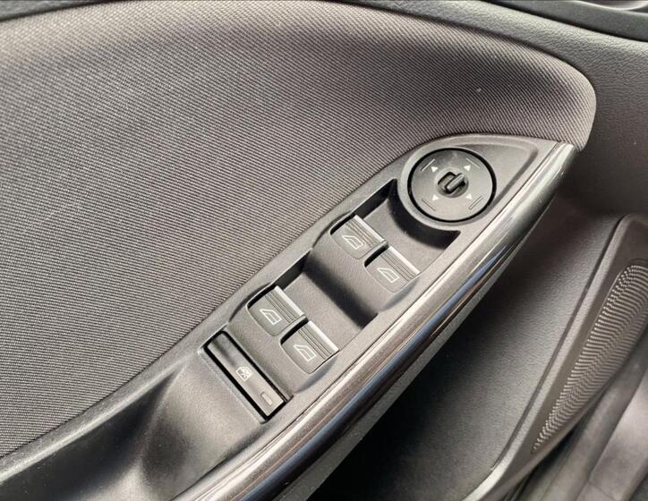 Ford Focus 40