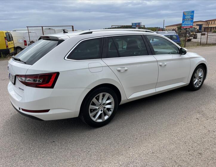 Škoda Superb 5