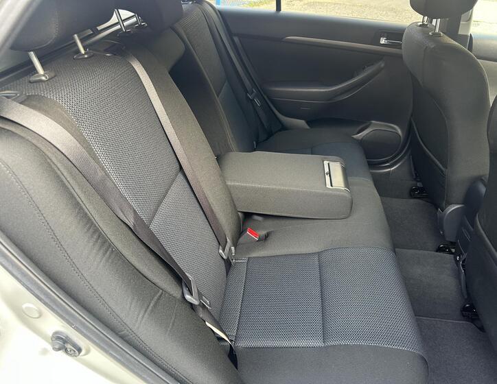 Toyota Avensis 50
