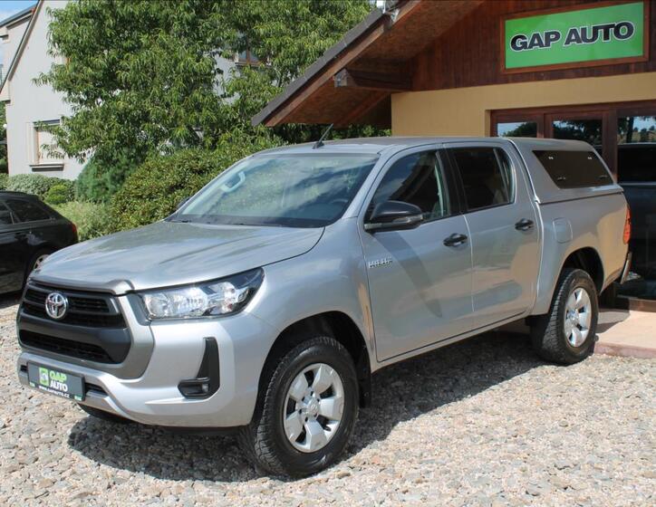 Toyota Hilux 3