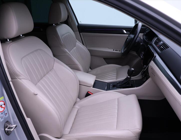 Škoda Superb 13