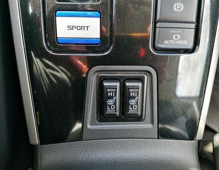 Mitsubishi Outlander 14