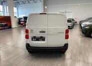 Toyota ProAce 9