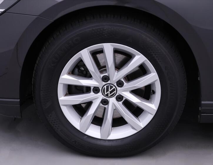 Volkswagen Passat 34