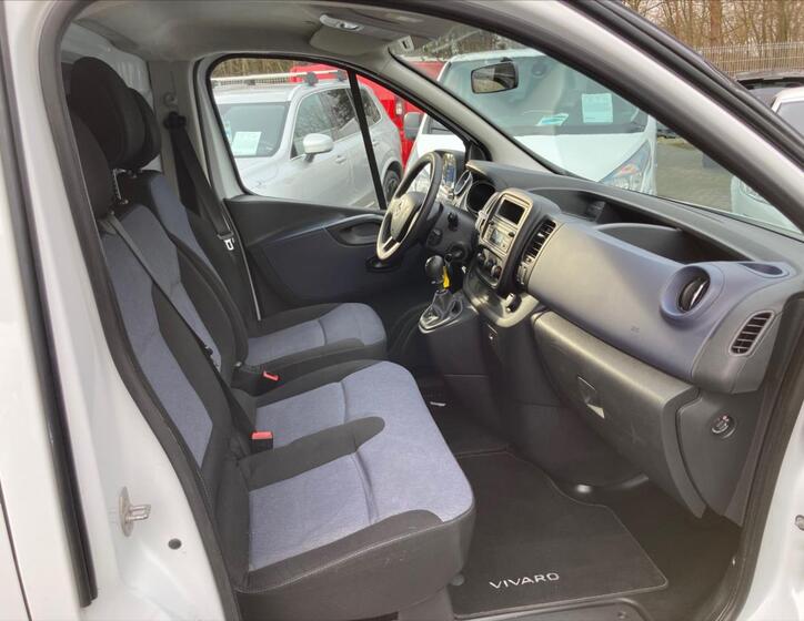 Opel Vivaro 25