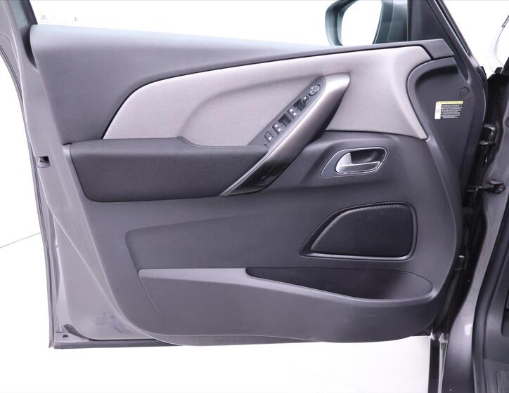 Citroën Grand C4 SpaceTourer 12