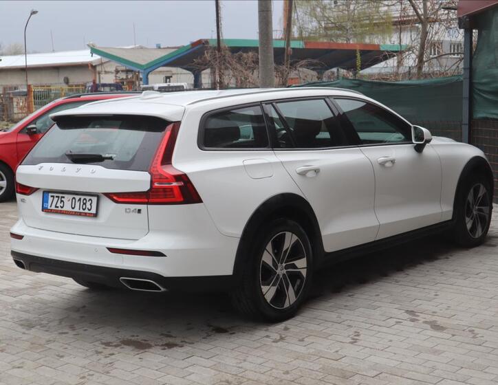 Volvo V60 6