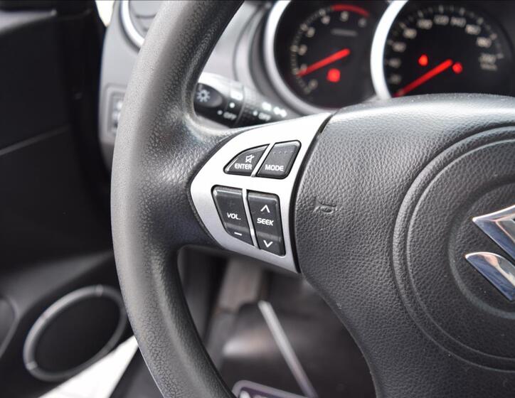 Suzuki Grand Vitara 32