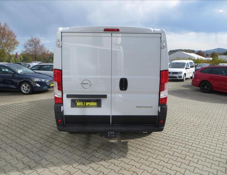 Opel Movano 9