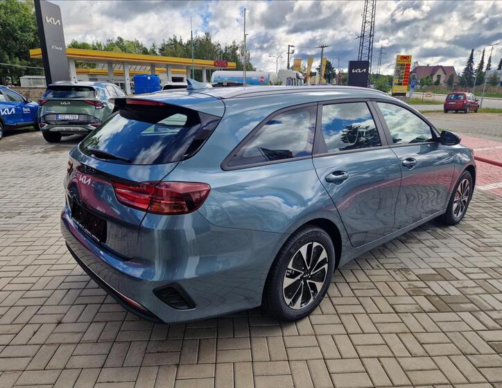 KIA Ceed 5